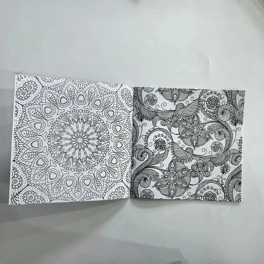 1PCS 24 Page Mandala Flower Coloring Book Casual Hand Drawn Graffiti Art Leisure Book，Essential for parent-child education