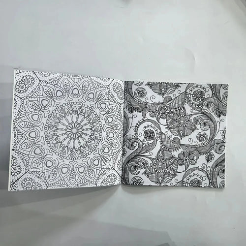 1PCS 24 Page Mandala Flower Coloring Book Casual Hand Drawn Graffiti Art Leisure Book，Essential for parent-child education