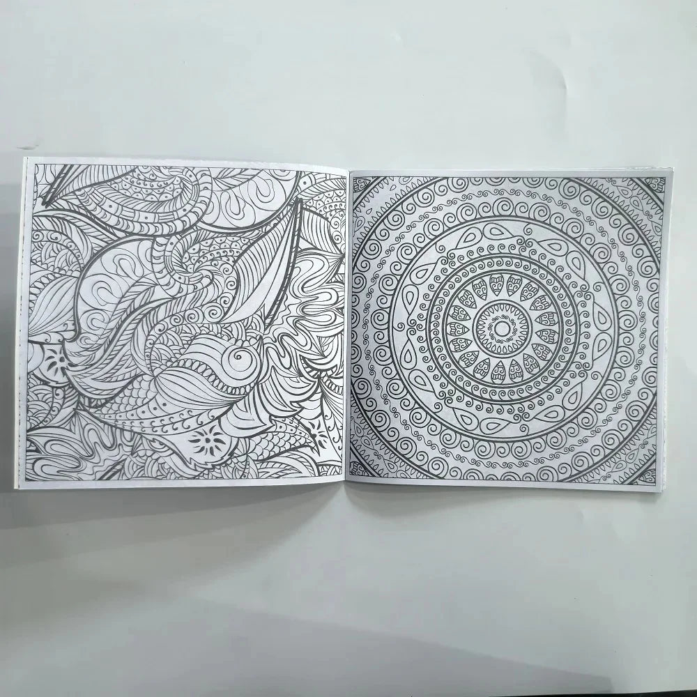 1PCS 24 Page Mandala Flower Coloring Book Casual Hand Drawn Graffiti Art Leisure Book，Essential for parent-child education