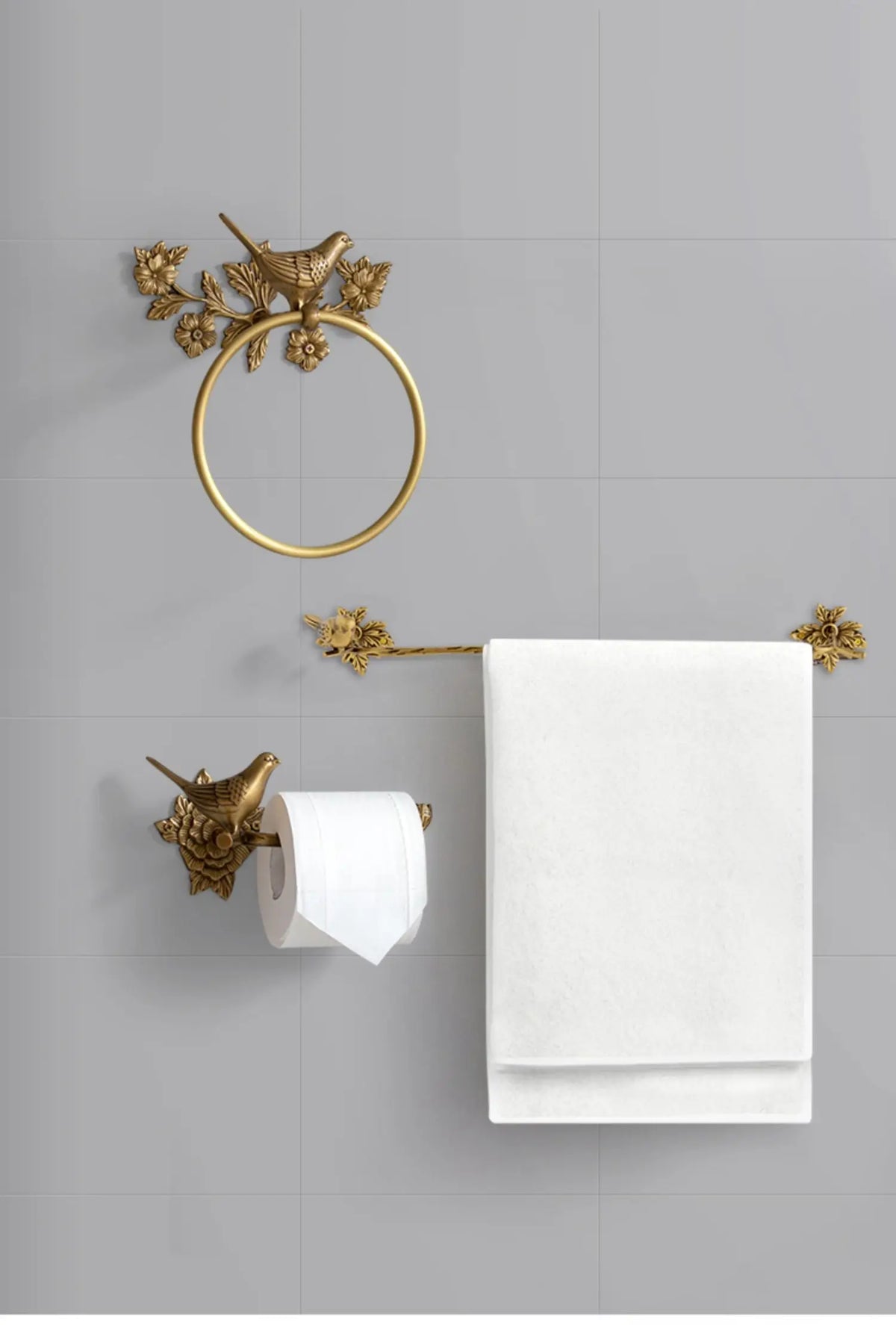 Retro Brass Bird Towel Ring Storage Rack Perforation-free Towel Rack for Bathroom and Bathroom Paper Towel Storage Wall Hanging