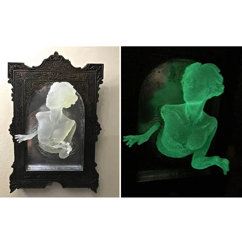 Halloween Ghost in The Mirror Wall Sculpture Horror Devil's Hand Luminous Resin Crafts Statue Creative Home Photo Frame
