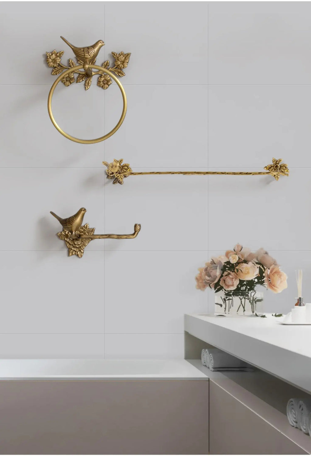 Retro Brass Bird Towel Ring Storage Rack Perforation-free Towel Rack for Bathroom and Bathroom Paper Towel Storage Wall Hanging