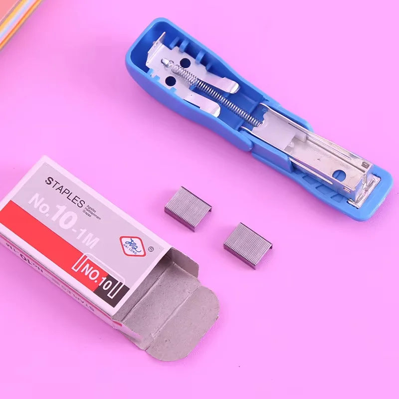 1Set Random Color Mini Size Stapler Set Solid Office Stationery Student Use For No. 10 Staples