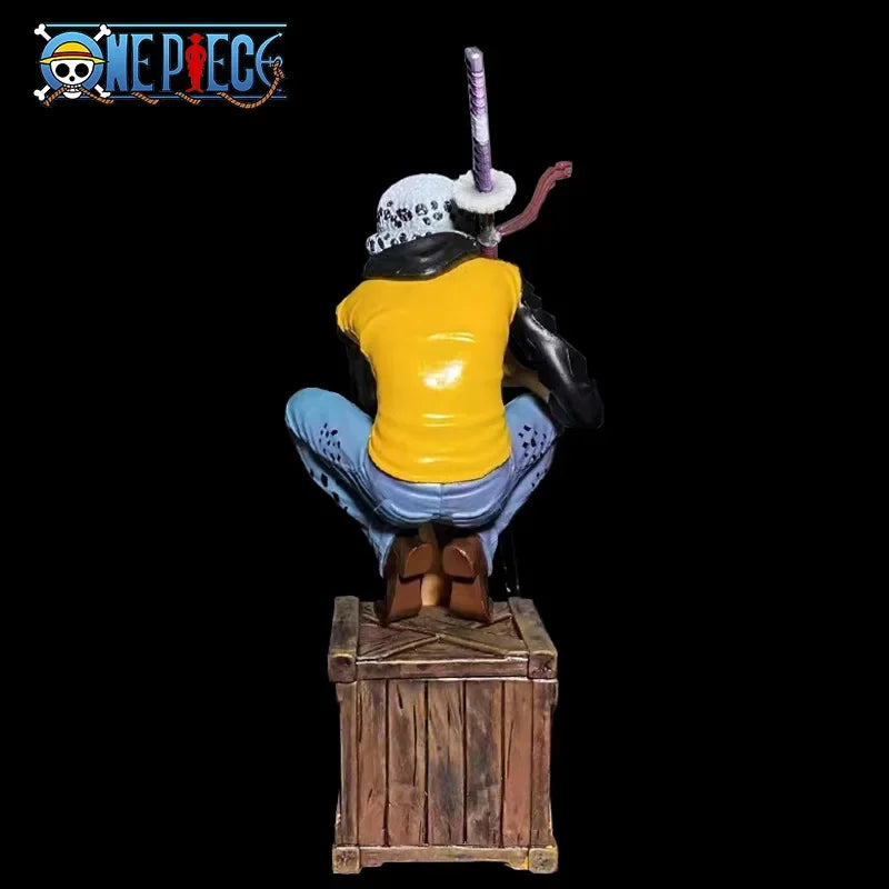 23cm ONE PIECE Anime Figure Oka Shichibukai Trafalgar D. Water Squatting Position Collect Action Figure Pvc Model Doll Gift Toys