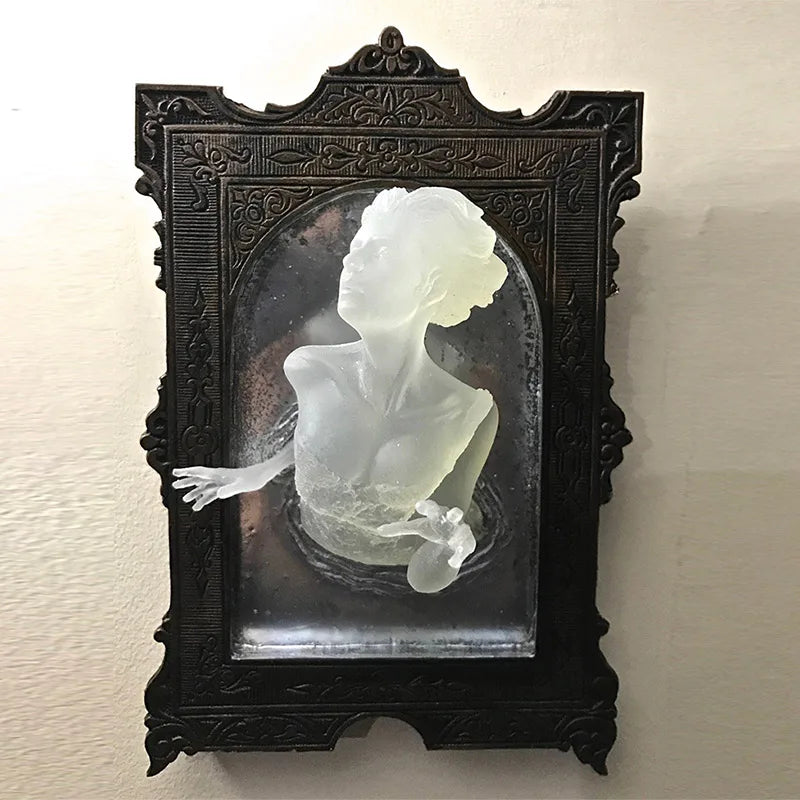 Halloween Ghost in The Mirror Wall Sculpture Horror Devil's Hand Luminous Resin Crafts Statue Creative Home Photo Frame